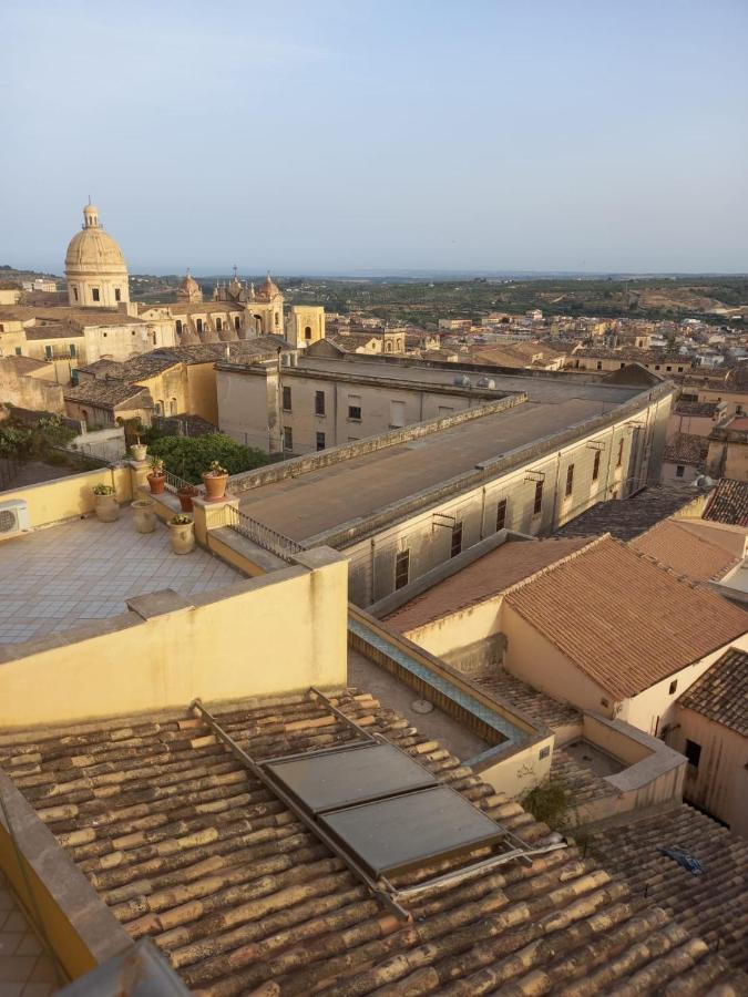 Hotel La Finestra Su Noto Exteriér fotografie
