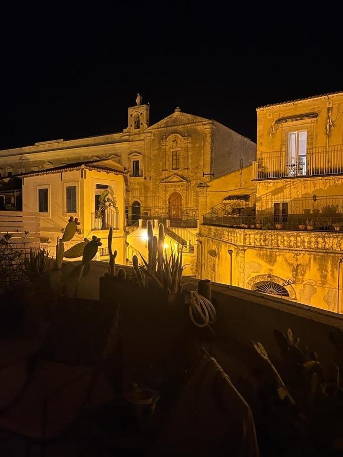 Hotel La Finestra Su Noto Exteriér fotografie